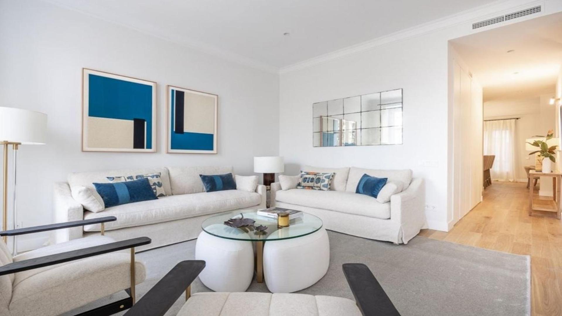 Bright 4 Bed Flat Apartament