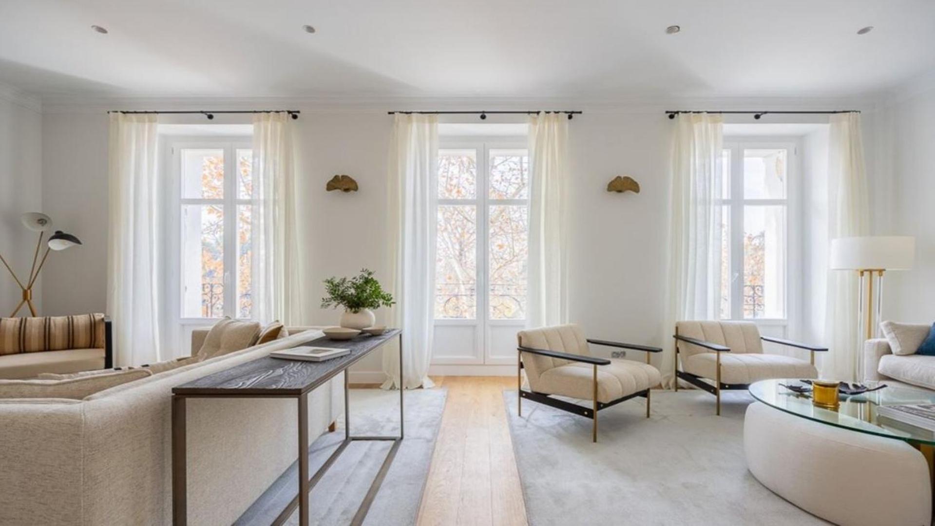 Apartament Bright 4 Bed Flat Londra