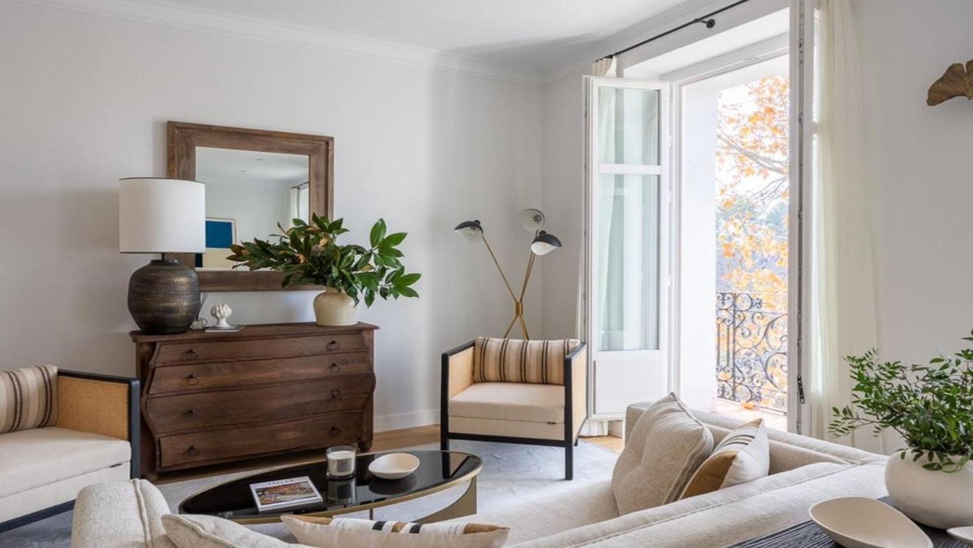Bright 4 Bed Flat Apartament *